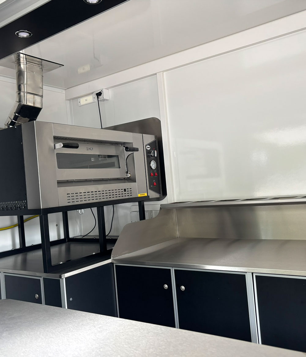 Pizza-Pasta-Foodtruck-2