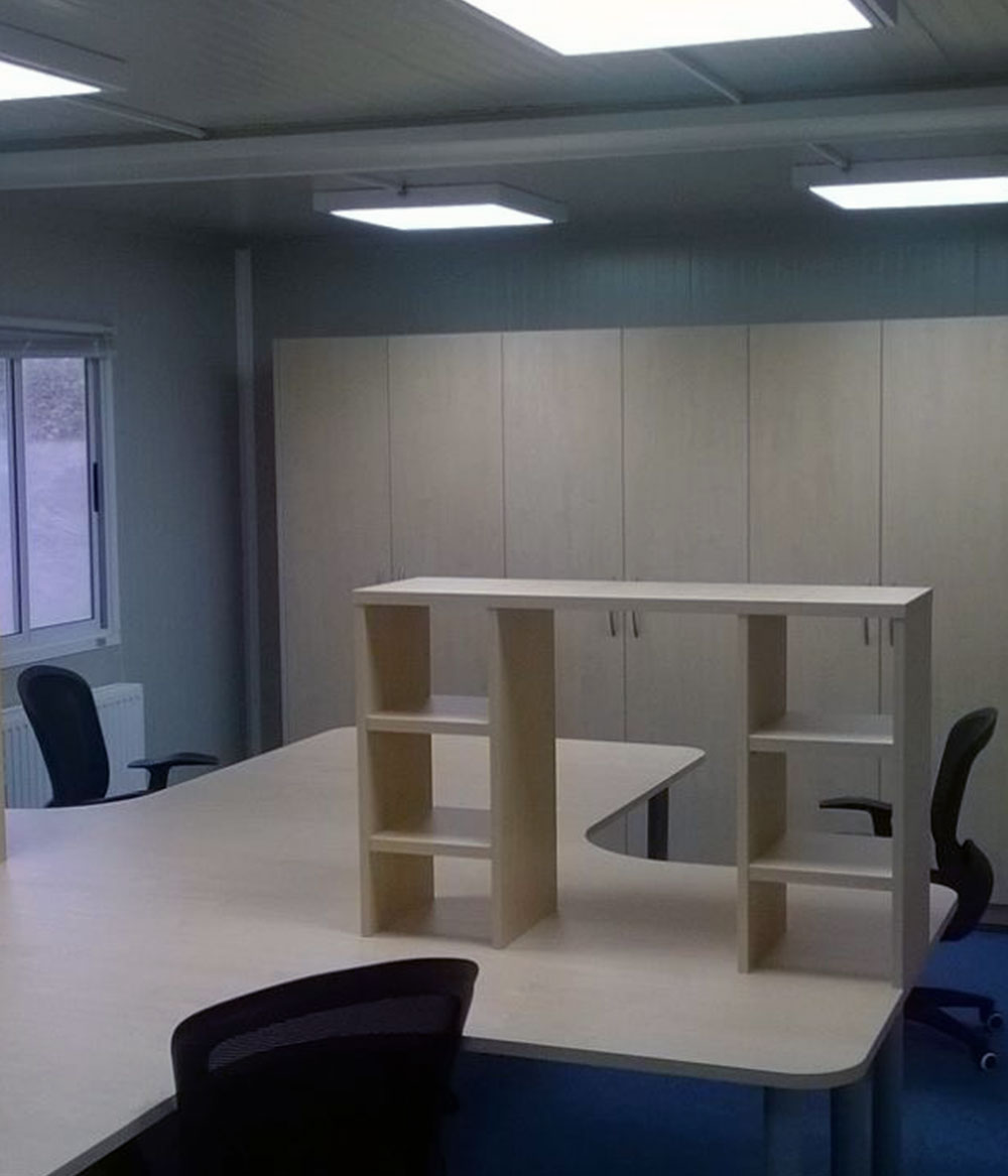 Buro-Container-2
